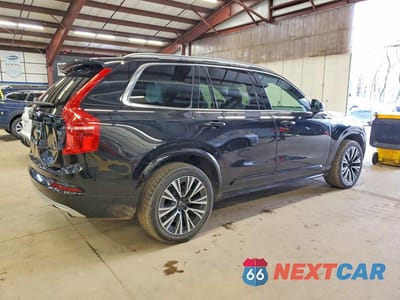 Trzecie zdjęcie samochodu z tyłu: 2021 VOLVO XC90 T5 MOMENTUM VIN:YV4102PK2M1728245 - miniatura