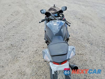 Zdjęcie 6 z 9 samochodu: 2025 SUZUKI GSX-R600 VIN:JS1GN7FA9S7100918 - miniatura