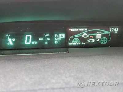 Zdjęcie 9 z 11 samochodu: 2010 TOYOTA PRIUS III VIN:JTDKN3DU3A0101835 - miniatura