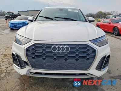 Piąte zdjęcie samochodu w środku: 2023 AUDI Q5 PREMIUM PLUS 45 VIN:WA1EAAFY7P2067466 - miniatura