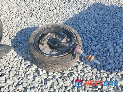 Zdjęcie 12 z 13 samochodu: 2017 BMW M2 VIN:WBS1H9C37HV887840 - miniatura