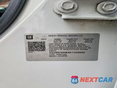 Zdjęcie 12 z 12 samochodu: 2019 CHEVROLET CRUZE LT VIN:1G1BE5SMXK7109592 - miniatura