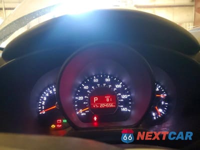 Zdjęcie 9 z 12 samochodu: 2018 KIA SOUL + VIN:KNDJP3A58J7904523 - miniatura