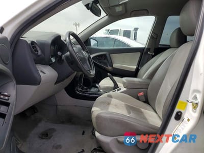 Zdjęcie 7 z 12 samochodu: 2014 TOYOTA RAV4 EV BASE VIN:2T3YL4DV6EW002474 - miniatura