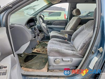 Zdjęcie 7 z 11 samochodu: 2001 TOYOTA SIENNA LE VIN:4T3ZF13C61U377687 - miniatura