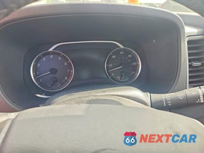 Zdjęcie 9 z 11 samochodu: 2023 NISSAN FRONTIER SV VIN:1N6ED1CL2PN614418 - miniatura