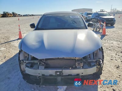Piąte zdjęcie samochodu w środku: 2022 FORD MUSTANG MACH-E PREMIUM VIN:3FMTK3R79NMA15587 - miniatura