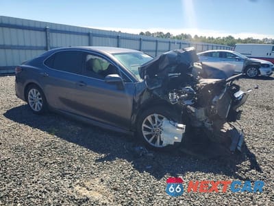 Czwarte zdjęcie samochodu z boku: 2022 TOYOTA CAMRY LE VIN:4T1C11AK7NU047120 - miniatura