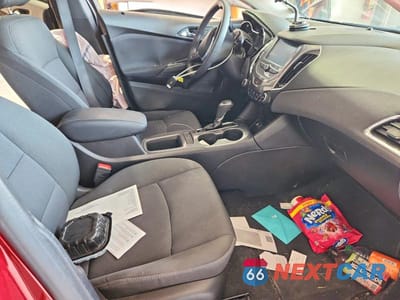 Zdjęcie 7 z 12 samochodu: 2018 CHEVROLET CRUZE LT VIN:1G1BE5SM5J7118974 - miniatura