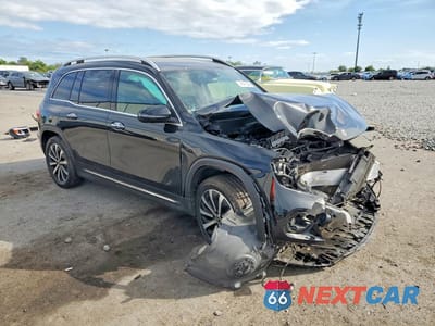 Czwarte zdjęcie samochodu z boku: 2020 MERCEDES-BENZ GLB 250 VIN:W1N4M4GBXLW050208 - miniatura