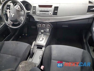 Zdjęcie 8 z 12 samochodu: 2010 MITSUBISHI LANCER GTS VIN:JA32U8FW5AU013231 - miniatura