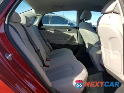 Zdjęcie 10 z 12 samochodu: 2016 HYUNDAI SONATA ECO VIN:5NPE24AA1GH432401 - miniatura