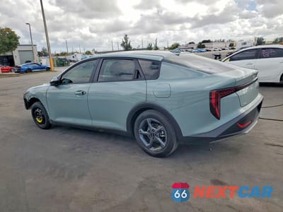 Drugie zdjęcie samochodu z przodu: 2025 KIA K4 LXS VIN:3KPFT4DE8SE216204 - miniatura