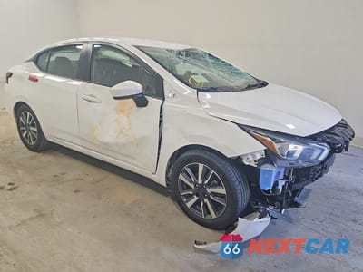 Czwarte zdjęcie samochodu z boku: 2023 NISSAN VERSA SV VIN:3N1CN8EV7PL838611 - miniatura
