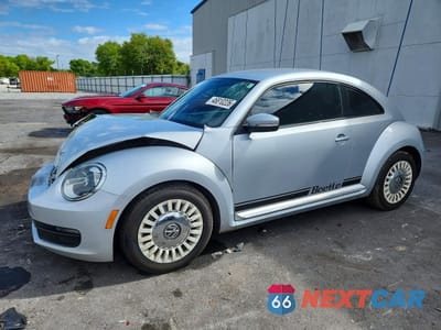 2014 VOLKSWAGEN BEETLE 3VWJP7AT0EM609060 - główne zdjęcie licytacji z USA - miniatura