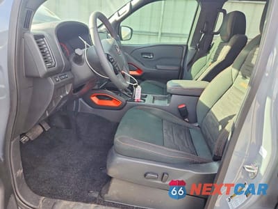 Zdjęcie 7 z 12 samochodu: 2024 NISSAN FRONTIER PRO-X VIN:1N6ED1EJ2RN634165 - miniatura