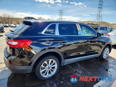 Trzecie zdjęcie samochodu z tyłu: 2016 LINCOLN MKX RESERVE VIN:2LMTJ8LP1GBL42471 - miniatura
