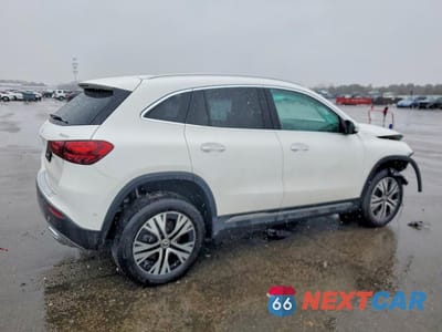 Trzecie zdjęcie samochodu z tyłu: 2025 MERCEDES-BENZ GLA 250 4MATIC VIN:W1N4N4HB2SJ641429 - miniatura