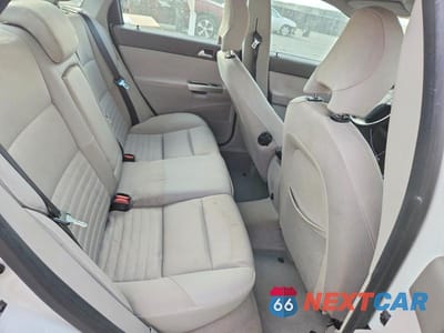 Zdjęcie 10 z 12 samochodu: 2010 VOLVO S40 2.4I VIN:YV1382MS2A2491071 - miniatura