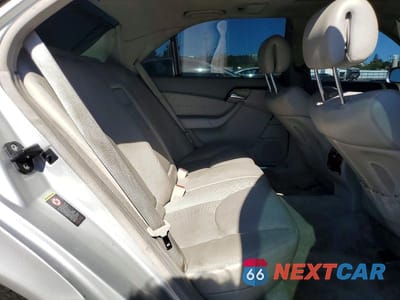 Zdjęcie 10 z 11 samochodu: 2006 MERCEDES-BENZ S 500 VIN:WDBNG75JX6A474776 - miniatura