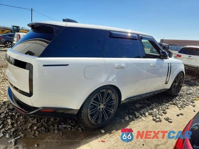 Trzecie zdjęcie samochodu z tyłu: 2024 LAND ROVER RANGE ROVER SE VIN:SALKP9E97RA223815 - miniatura