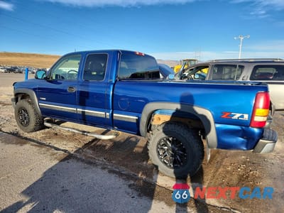 Drugie zdjęcie samochodu z przodu: 2002 CHEVROLET SILVERADO K1500 VIN:2GCEK19T921114735 - miniatura