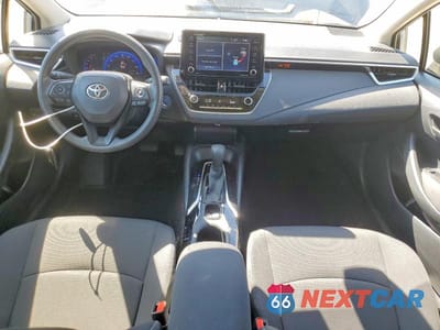 Zdjęcie 8 z 12 samochodu: 2022 TOYOTA COROLLA HYBRID LE VIN:JTDEAMDE3NJ057178 - miniatura