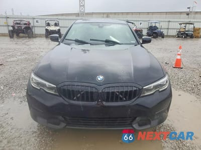 Piąte zdjęcie samochodu w środku: 2019 BMW 330XI VIN:WBA5R7C57KAE82636 - miniatura