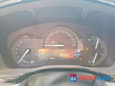 Zdjęcie 9 z 11 samochodu: 2017 CADILLAC XT5 LUXURY VIN:1GYKNBRSXHZ138009 - miniatura