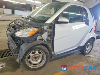 2014 SMART FORTWO PURE WMEEJ3BA6EK781775 - główne zdjęcie licytacji z USA - miniatura