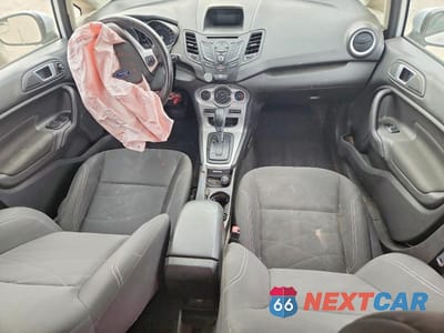 Zdjęcie 8 z 12 samochodu: 2016 FORD FIESTA SE VIN:3FADP4EJ1GM180625 - miniatura