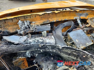 Zdjęcie 9 z 11 samochodu: 2008 TOYOTA RAV4 LIMITED VIN:JTMZD31V886055070 - miniatura