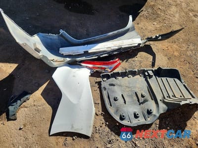 Zdjęcie 12 z 12 samochodu: 2018 TOYOTA CAMRY LE VIN:JTNB11HK4J3028087 - miniatura