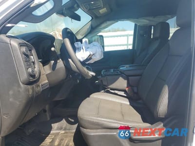 Zdjęcie 7 z 12 samochodu: 2024 CHEVROLET SILVERADO K3500 VIN:1GB4YSEY9RF222412 - miniatura
