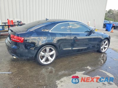 Trzecie zdjęcie samochodu z tyłu: 2010 AUDI A5 PREMIUM PLUS VIN:WAUCKAFR6AA045956 - miniatura