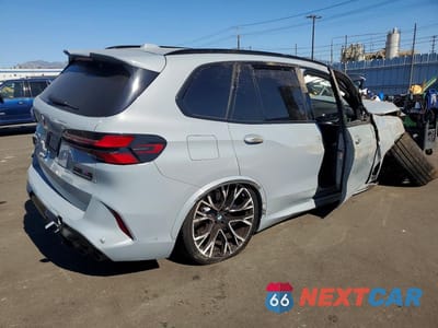 Trzecie zdjęcie samochodu z tyłu: 2024 BMW X5 M COMPETITION VIN:5YM13ET08R9T70651 - miniatura