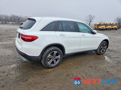 Trzecie zdjęcie samochodu z tyłu: 2019 MERCEDES-BENZ GLC 300 4MATIC VIN:WDC0G4KB1KF558855 - miniatura