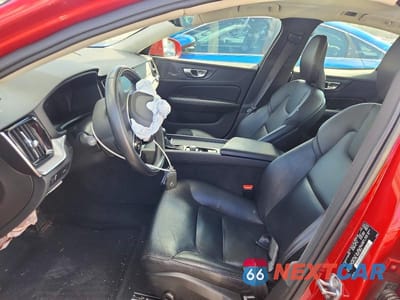 Zdjęcie 7 z 12 samochodu: 2019 VOLVO S60 T6 MOMENTUM VIN:7JRA22TK7KG017509 - miniatura