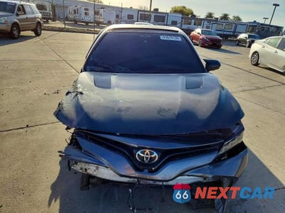 Piąte zdjęcie samochodu w środku: 2018 TOYOTA CAMRY XLE V6 VIN:4T1BZ1HK7JU004207 - miniatura