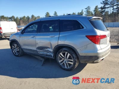 Drugie zdjęcie samochodu z przodu: 2017 HONDA PILOT ELITE VIN:5FNYF6H02HB011569 - miniatura