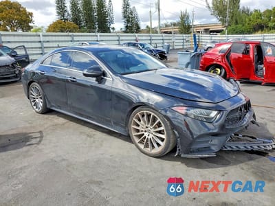 Czwarte zdjęcie samochodu z boku: 2020 MERCEDES-BENZ CLS 450 VIN:W1K2J5JB2LA074222 - miniatura