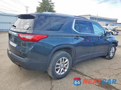 Trzecie zdjęcie samochodu z tyłu: 2018 CHEVROLET TRAVERSE LT VIN:1GNERGKW5JJ107831 - miniatura