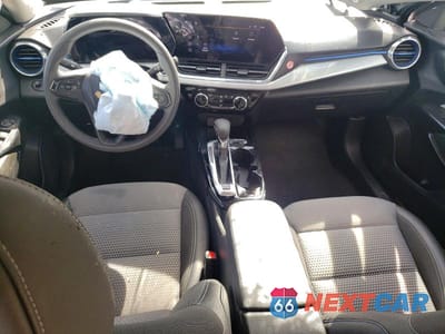 Zdjęcie 8 z 13 samochodu: 2025 CHEVROLET TRAX 1LT VIN:KL77LHEP3SC184231 - miniatura