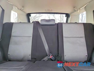 Zdjęcie 10 z 13 samochodu: 2013 TOYOTA FJ CRUISER BASE VIN:JTEBU4BF7DK158640 - miniatura