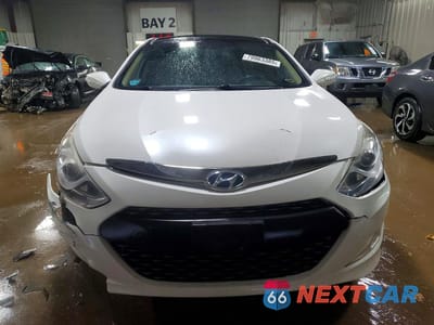 Piąte zdjęcie samochodu w środku: 2012 HYUNDAI SONATA HYBRID BASE VIN:KMHEC4A45CA047217 - miniatura