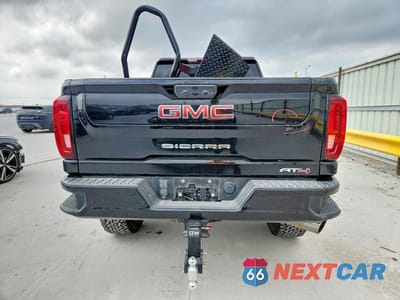 Zdjęcie 6 z 12 samochodu: 2021 GMC SIERRA K2500 AT4 VIN:1GT49PEY7MF217448 - miniatura