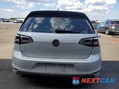 Zdjęcie 6 z 13 samochodu: 2016 VOLKSWAGEN GOLF R VIN:WVWUF7AU0GW239050 - miniatura