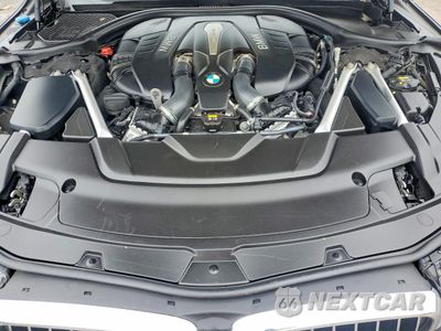 Zdjęcie 11 z 12 samochodu: 2019 BMW Motorrad 750 VIN:WBA7F2C5XKB239477 - miniatura