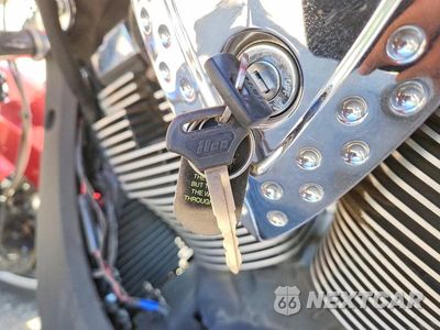 Zdjęcie 8 z 9 samochodu: 2012 VICTORY MOTORCYCLES CROSS ROADS CUSTOM VIN:5VPBW36N3C3008609 - miniatura