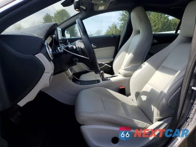 Zdjęcie 7 z 12 samochodu: 2015 MERCEDES-BENZ CLA 250 4MATIC VIN:WDDSJ4GB4FN219470 - miniatura